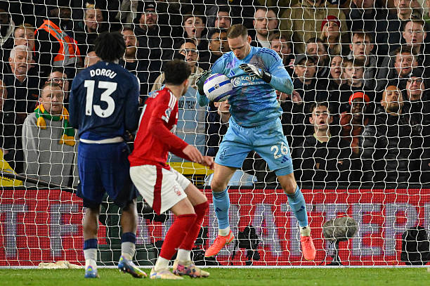 在激烈角逐 在激烈角逐