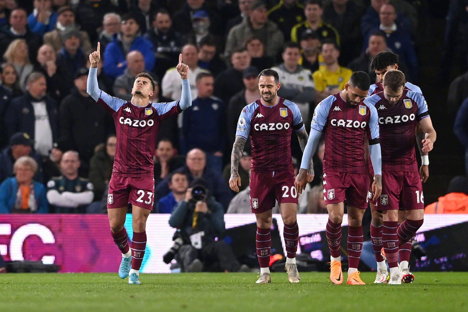 育迷的狂欢 育迷的狂欢