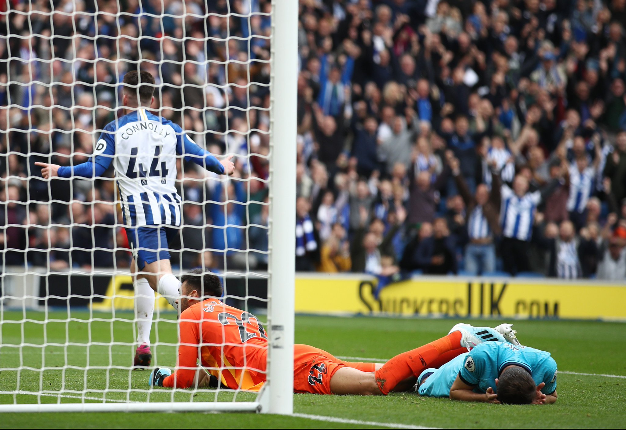 也展示了他 也展示了他